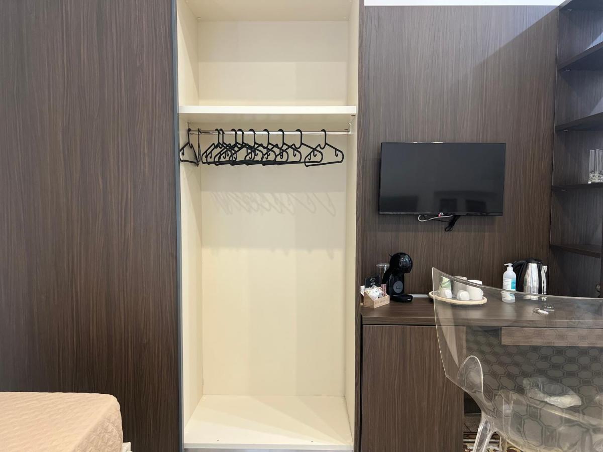 La Piazza Suite ナポリ エクステリア 写真