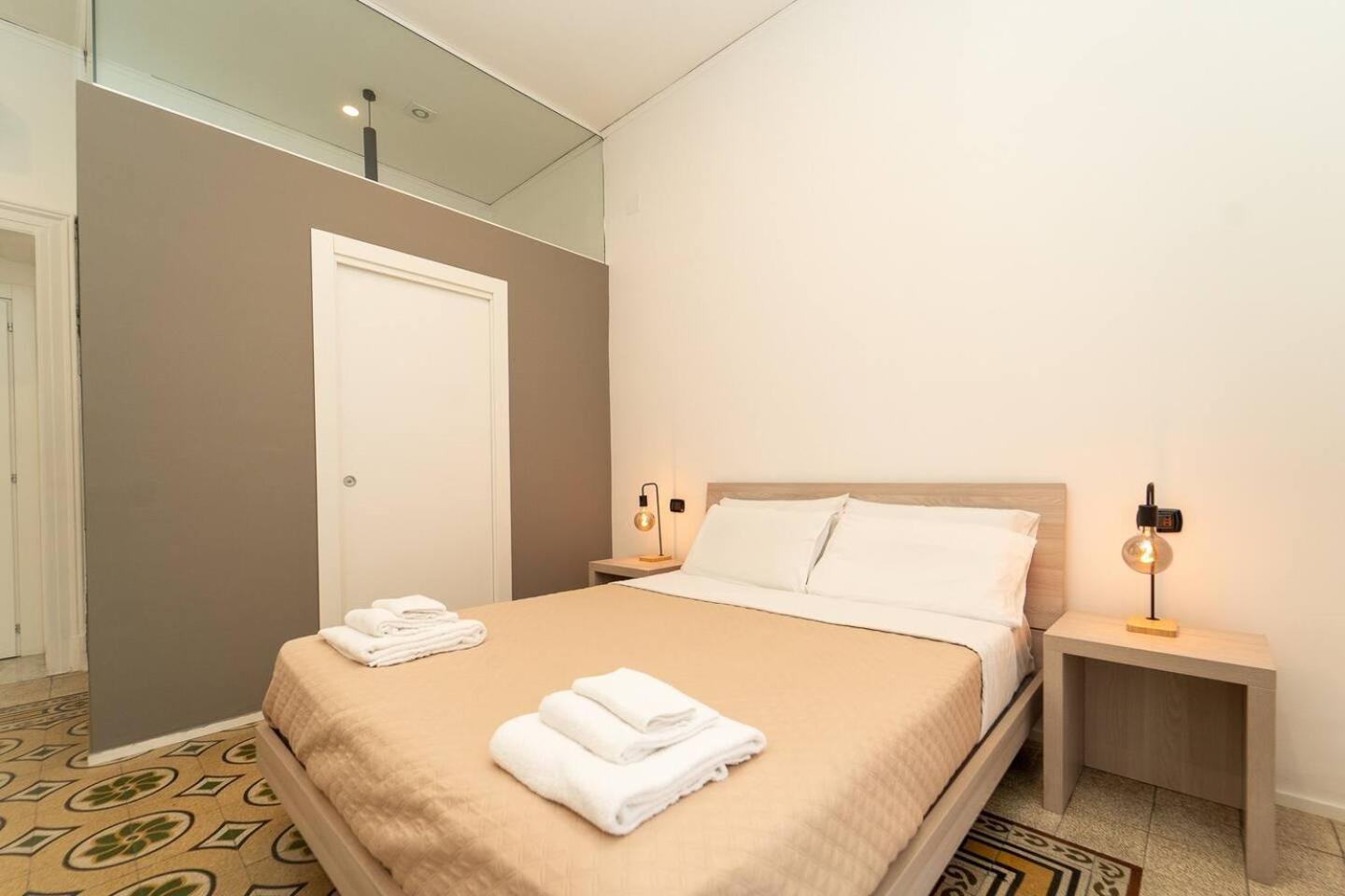 La Piazza Suite ナポリ エクステリア 写真